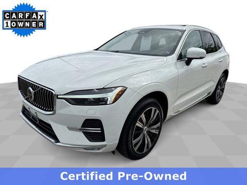 2022 Volvo XC60 B5 Inscription