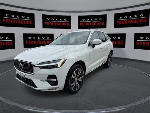 2022 Volvo XC60 B5 Inscription