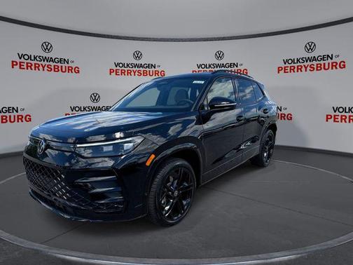 deep black pearl 2026 Volkswagen Tiguan 2.0T SE R-Line Black 4MOTION