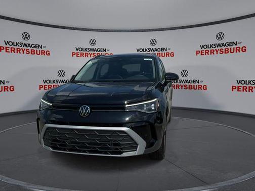Deep Black Pearl 2026 Volkswagen Taos SE