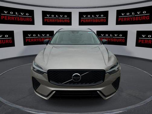 2026 Volvo XC60 B5 Ultra