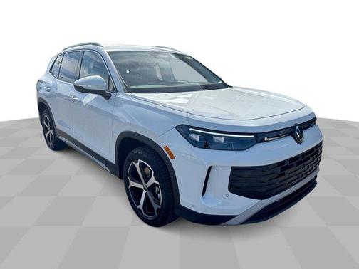 2025 Volkswagen Tiguan 2.0T SE 4MOTION