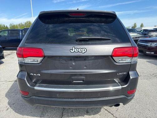 Granite Crystal Metallic Clearcoat 2019 Jeep Grand Cherokee Limited