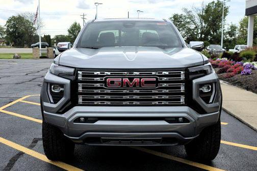 2025 GMC Canyon Denali