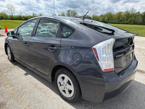 Winter Gray Metallic 2010 Toyota Prius III