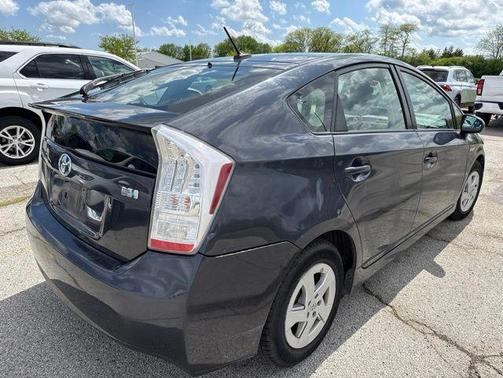 Winter Gray Metallic 2010 Toyota Prius III