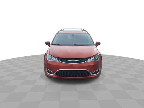 2018 Chrysler Pacifica Touring-L