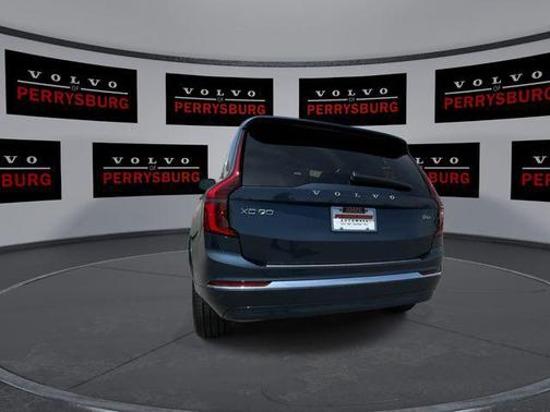 Denim Blue Metallic 2026 Volvo XC90 Plus, B6 AWD Gas (mild hybrid), Gasoline, Bright, 7 Seats