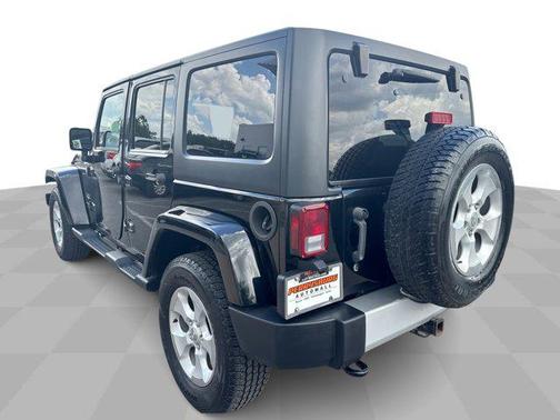 2013 Jeep Wrangler Unlimited Sahara