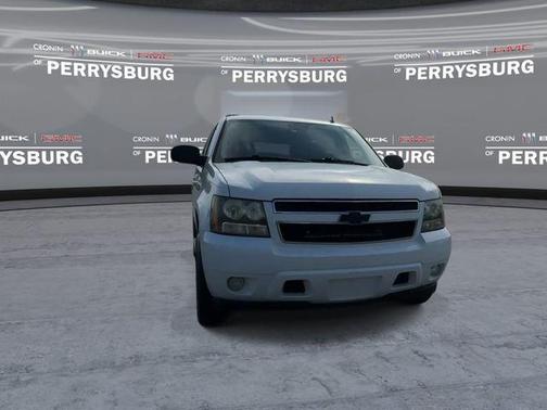 Summit White 2011 Chevrolet Tahoe LT