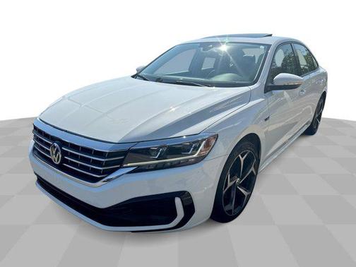 2020 Volkswagen Passat 2.0T R-Line