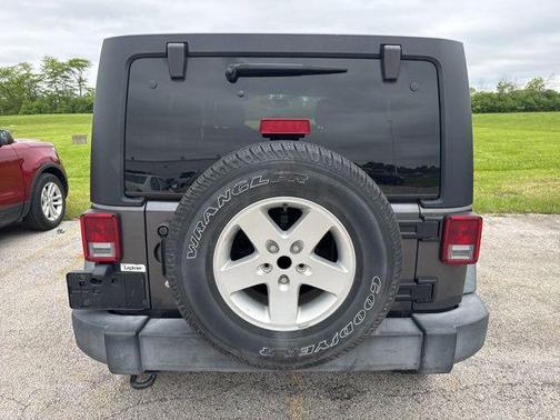 Granite Crystal Metallic Clearcoat 2016 Jeep Wrangler Unlimited Sport