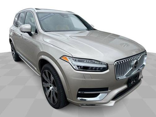 2024 Volvo XC90 B6 Ultimate Bright Theme 7-Seater