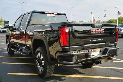 2025 GMC Sierra 2500 Denali