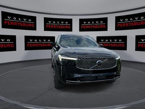 Onyx Black Metallic 2026 Volvo XC90 Plug-In Hybrid Ultra, T8 AWD, Electric/Gasoline, Bright, 6 Seats