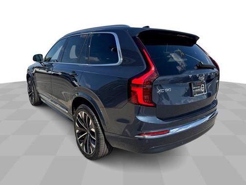 2025 Volvo XC90 Plug-In Hybrid T8 Plus 7-Seater