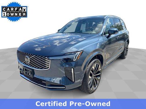 2025 Volvo XC90 Plug-In Hybrid T8 Plus 7-Seater
