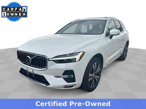 2023 Volvo XC60 Recharge Plug-In Hybrid T8 Ultimate Bright Theme