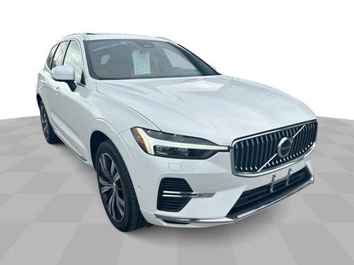 2023 Volvo XC60 Recharge Plug-In Hybrid T8 Ultimate Bright Theme