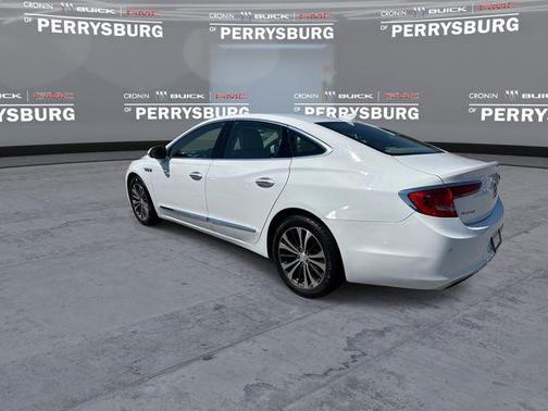 Summit White 2018 Buick LaCrosse Essence