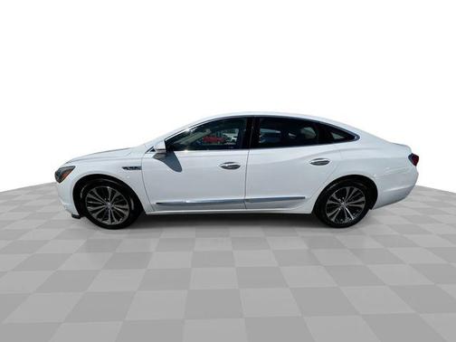 Summit White 2018 Buick LaCrosse Essence