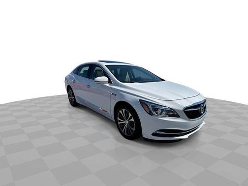 Summit White 2018 Buick LaCrosse Essence