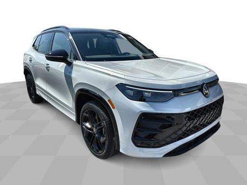 2025 Volkswagen Tiguan 2.0T SE 4MOTION