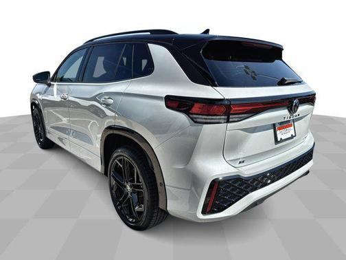 2025 Volkswagen Tiguan 2.0T SE 4MOTION