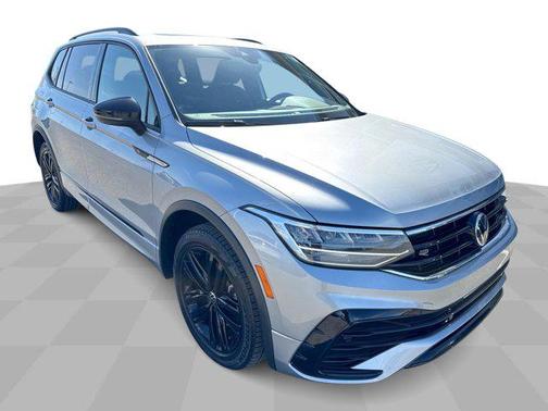 2022 Volkswagen Tiguan 2.0T SE R-Line Black 4MOTION