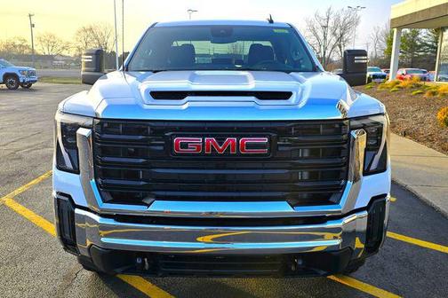 Summit White 2026 GMC Sierra 2500 Pro