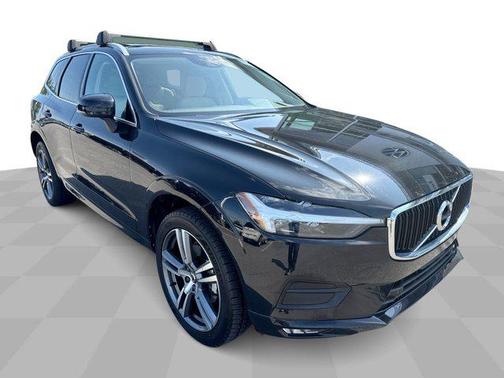 2021 Volvo XC60 T5 Momentum