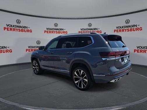 Pure Gray 2026 Volkswagen Atlas 2.0T SEL Premium R-Line 4MOTION