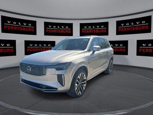 2026 Volvo XC90 B5 Plus 7-Seater