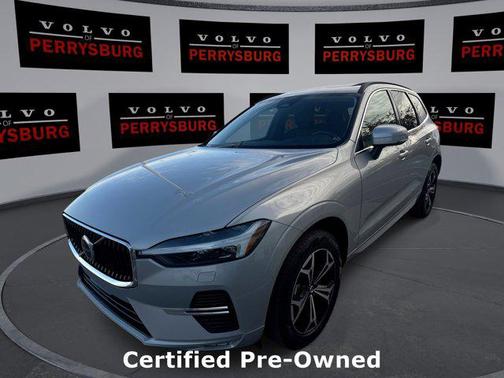 2022 Volvo XC60 B5 Momentum