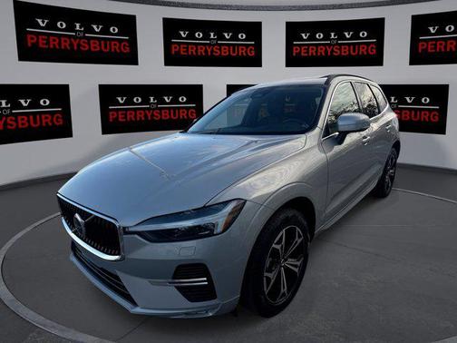 2022 Volvo XC60 B5 Momentum