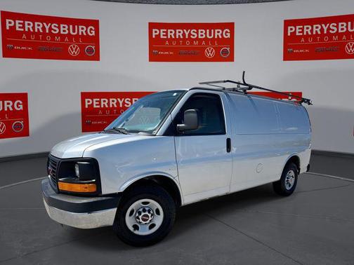 Quicksilver Metallic 2016 GMC Savana 2500 Work Van