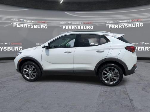 White Frost Tricoat 2022 Buick Encore GX Essence
