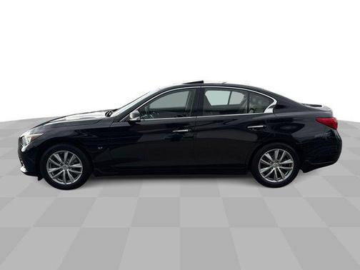 2015 INFINITI Q50 Premium