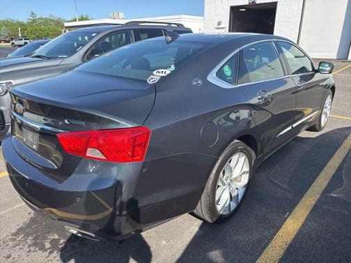 Graphite Metallic 2018 Chevrolet Impala 2LZ