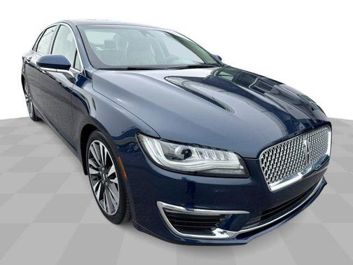 2017 Lincoln MKZ Base