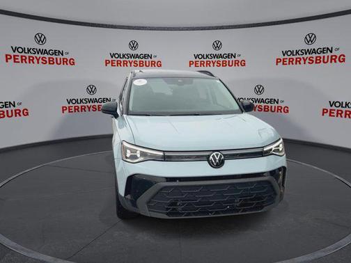 2025 Volkswagen Taos 1.5T SE Black