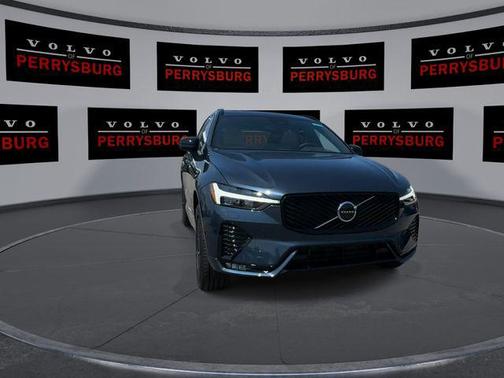 Denim Blue Metallic 2026 Volvo XC60 B5 Plus