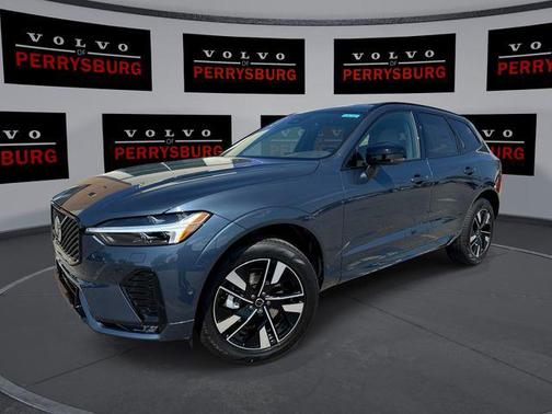 Denim Blue Metallic 2026 Volvo XC60 B5 Plus