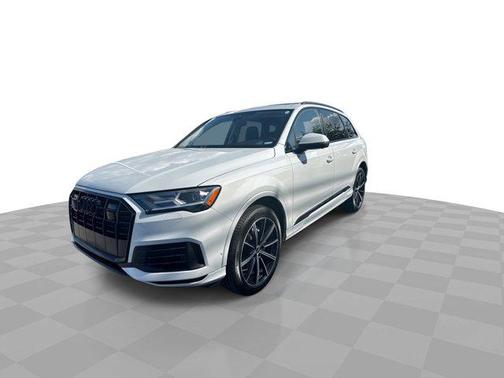 2023 Audi Q7 55 Premium Plus