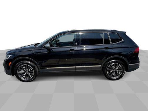 2024 Volkswagen Tiguan 2.0T Wolfsburg Edition