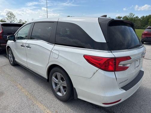 White Diamond Pearl 2018 Honda Odyssey EX-L