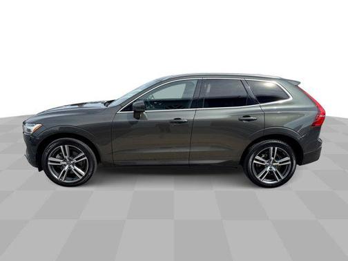 2020 Volvo XC60 T6 Momentum