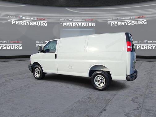Summit White 2025 GMC Savana 2500 Work Van