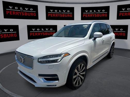 2025 Volvo XC90 B5 Core