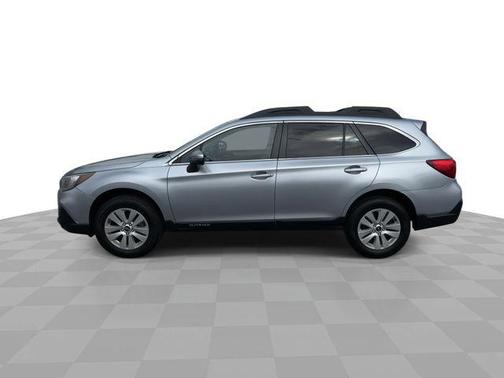 Ice Silver Metallic 2018 Subaru Outback 2.5i Premium